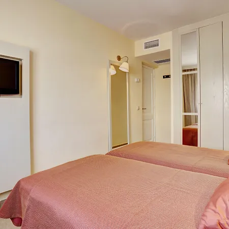 Grupotel Tamariscos 3* Cala en Bosch